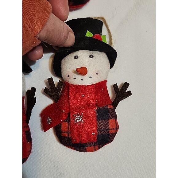Set of 6 Red Buffalo Check Felt Snowman Ornaments with Top Hats 5.5" - Picture 4 of 10